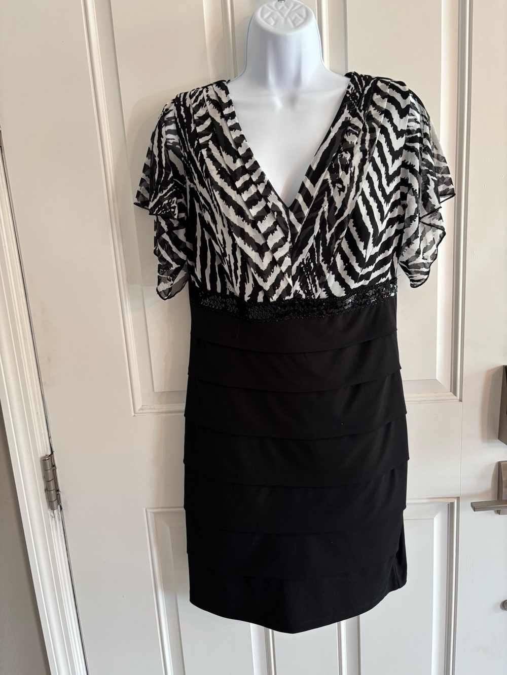 Enfocus Studio Black and White Zebra-Print Tiered Midi Dress